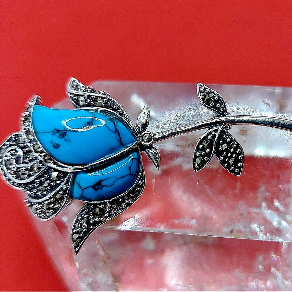 Stabilized Natural Blue Turquoise & Marcasite 925 Sterling Silver Rose‎ Brooch